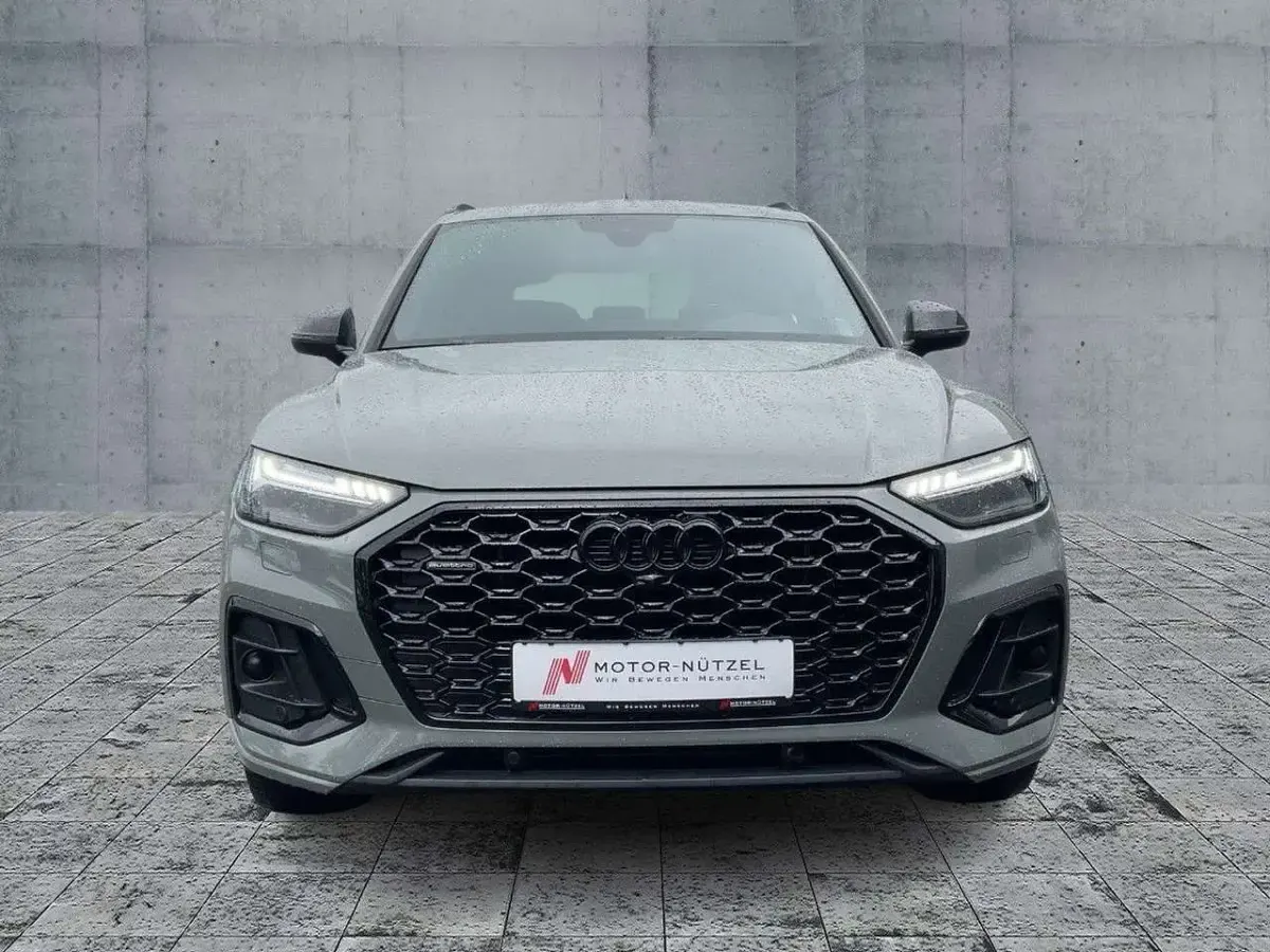 Gebraucht Audi Q5 Edition .1 367 PS (269 kW) 2022 Quantumgrau SUV