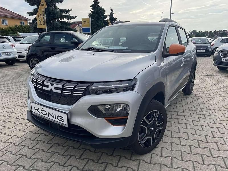 Lightninggrau Gebraucht 2023 Dacia Spring Essentiel Kleinwagen | 15.999 € (Teuer) - Bild 1/4