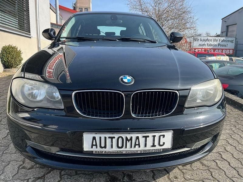 Gebraucht BMW 118 Advantage 143 PS (105 kW) 2010 Schwarz Kleinwagen