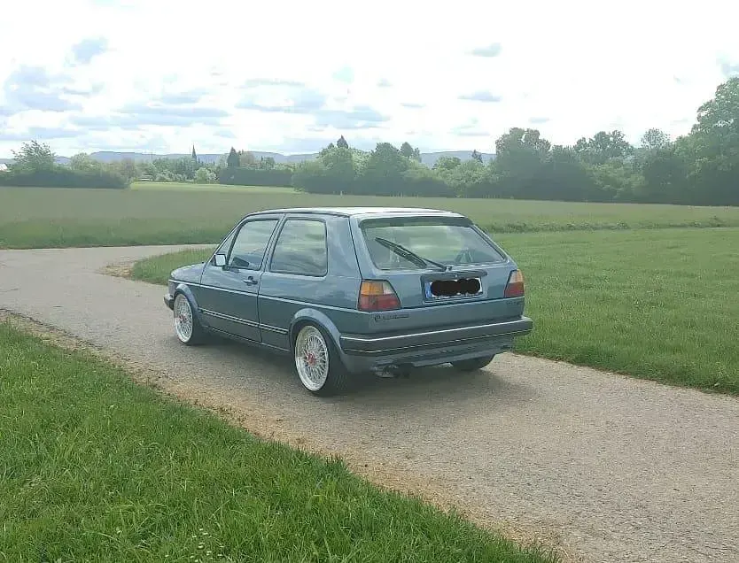 Gebraucht VW Golf II 90 PS (66 kW) 1986 Blau Kleinwagen
