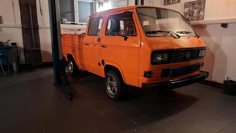 Orange Gebraucht 1988 VW T3 Van | 15.600 € - Bild 1/4