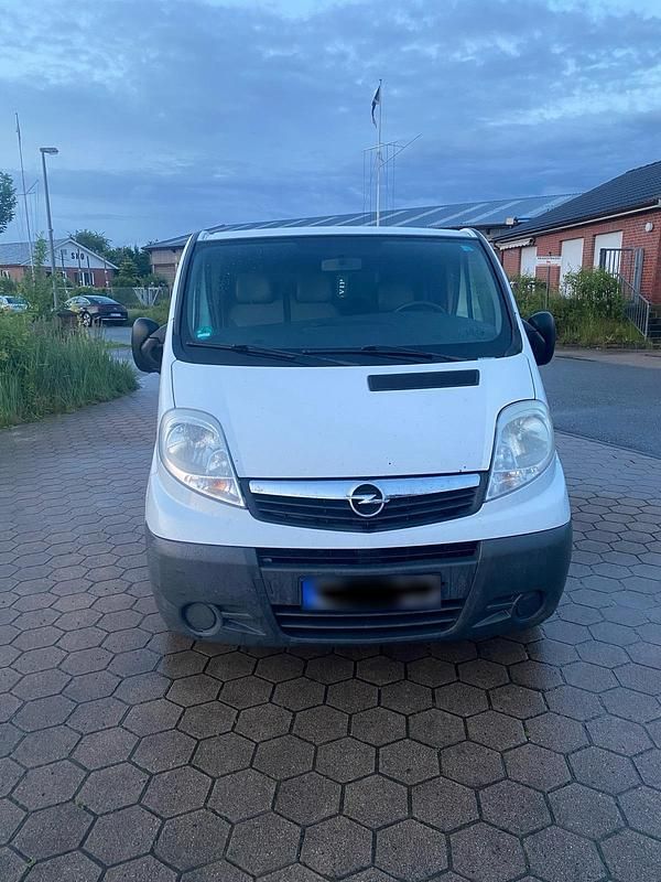 Gebraucht Opel Vivaro 90 PS (66 kW) 2007 Weiß Van / Kleinbus