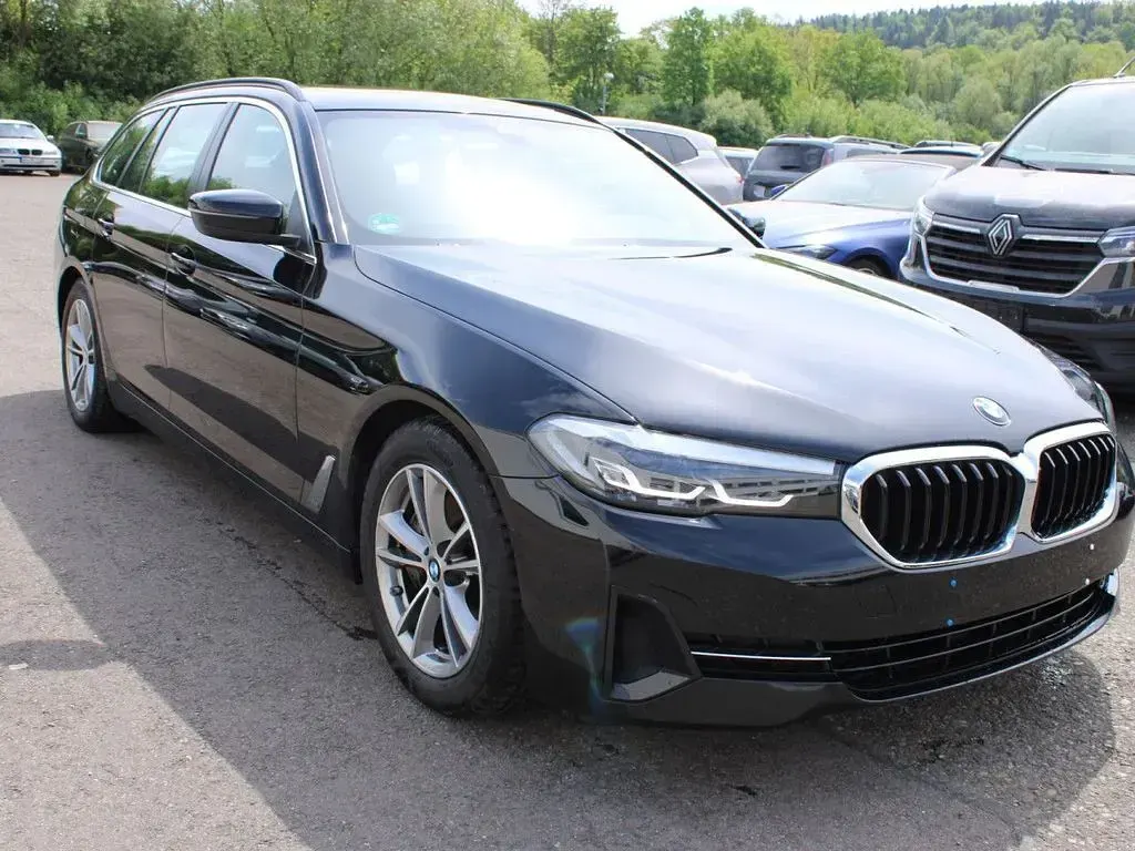 Gebraucht BMW 530 Performance 286 PS (210 kW) 2021 Schwarz Limousine