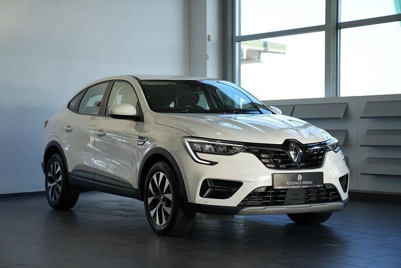 Gebraucht Renault Arkana Zen 140 PS (102 kW) 2022 Weiss SUV