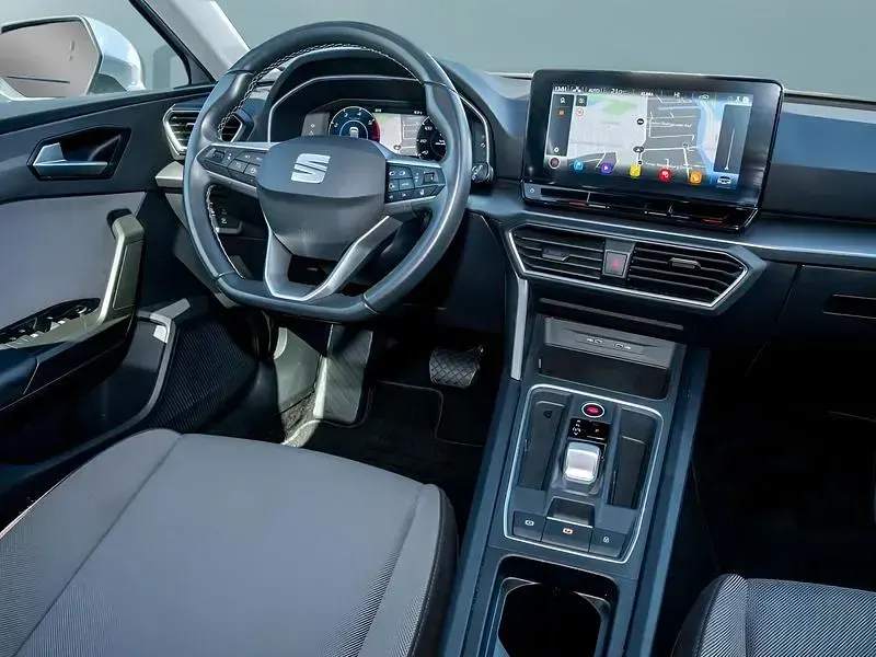 Gebraucht Seat Leon ST 150 PS (110 kW) 2024 Silber Kombi