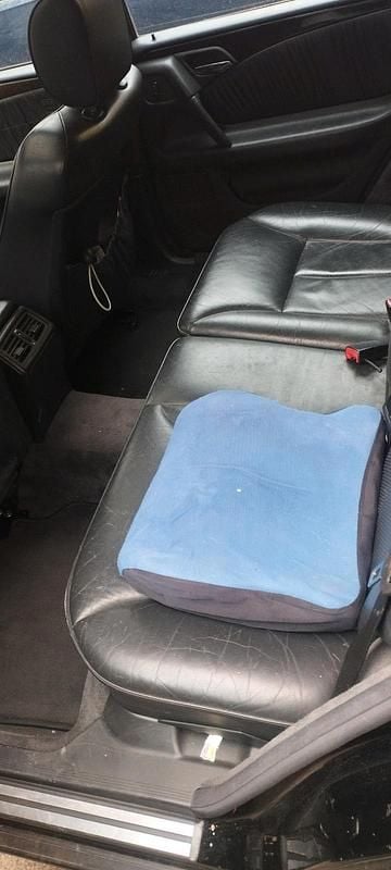 Gebraucht Mercedes E240 170 PS (125 kW) 1998 Schwarz Kombi