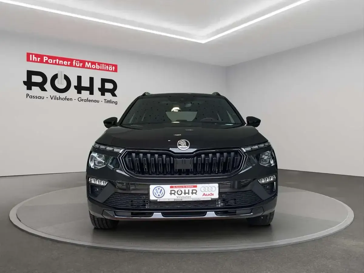 Gebraucht Skoda Kamiq Monte Carlo 150 PS (110 kW) 2025 Schwarzmagicperleffekt SUV