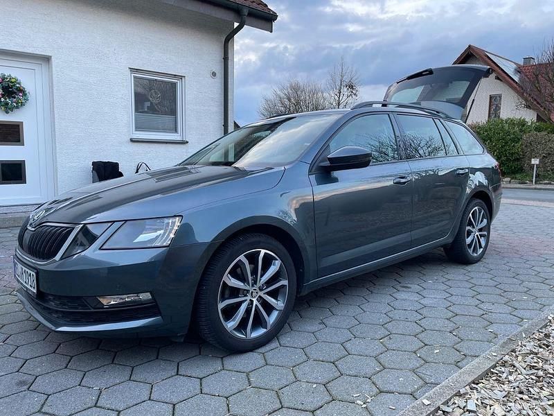 Gebraucht Skoda Octavia Drive 116 PS (85 kW) 2017 Grau Kombi