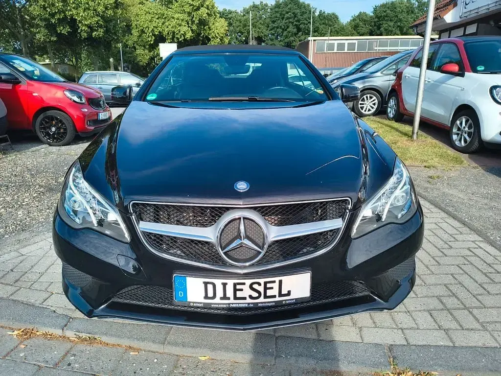 Gebraucht Mercedes E350 252 PS (185 kW) 2013 Obsidianschwarz Cabrio