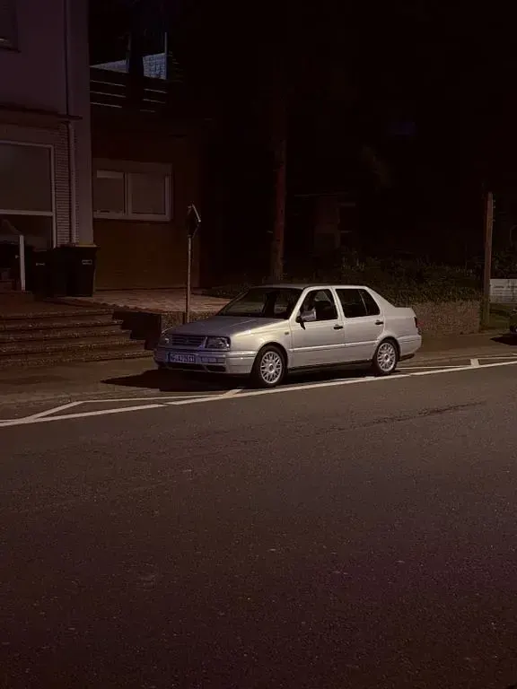 Brugt VW Vento 90 HK (66 kW) 1996 Sølv Sedan