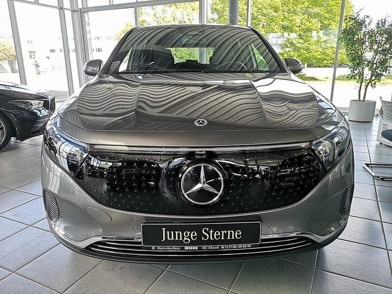 Gebraucht Mercedes EQA250+ Advanced 139 kW (190 PS) 2025 Grau SUV