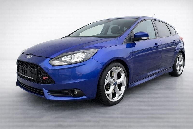 Gebraucht Ford Focus ST 250 PS (183 kW) 2013 Blau Limousine