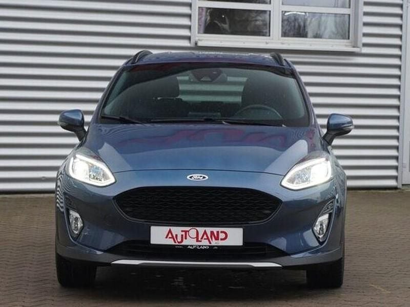 Gebraucht Ford Fiesta Active X 95 PS (69 kW) 2020 Rot Kleinwagen