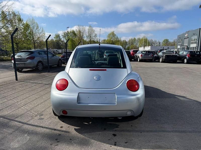 Gebraucht VW New Beetle 101 PS (74 kW) 2004 Silber Kleinwagen