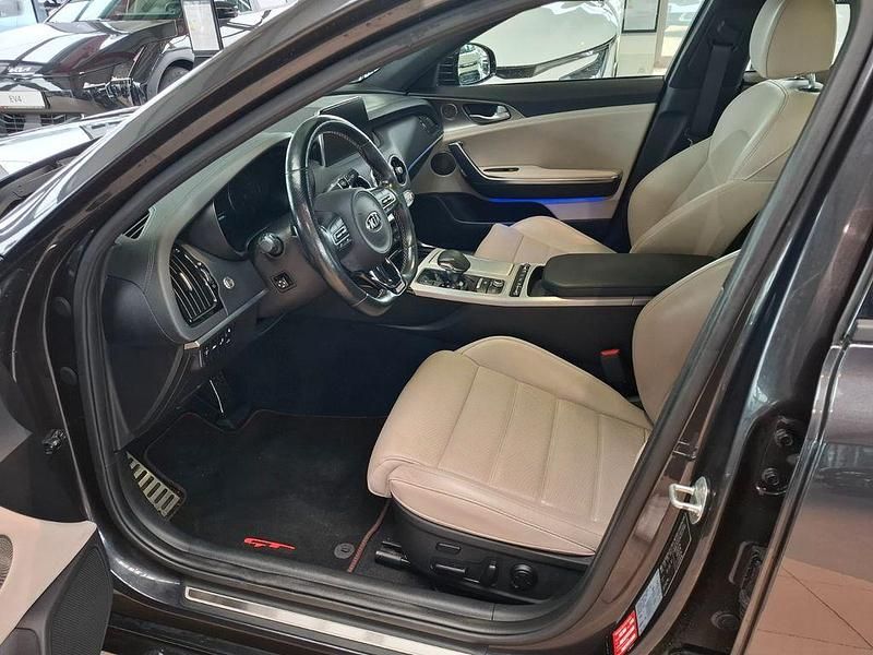 Gebraucht Kia Stinger GT 370 PS (272 kW) 2019 Grau Kleinwagen