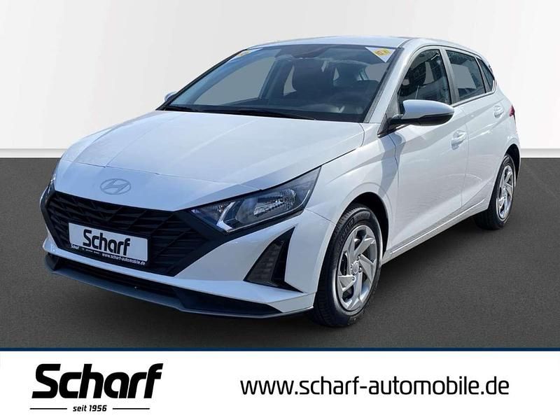 Weiss Gebraucht 2025 Hyundai i20 Select Kleinwagen | 15.890 € (Fairer Preis) - Bild 1/3