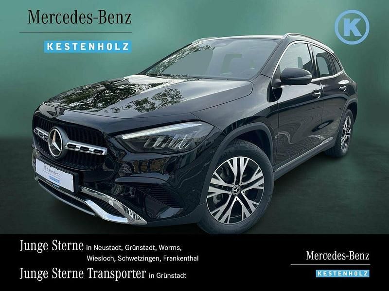 Lack kosmosschwarz Gebraucht 2024 Mercedes GLA250 Progressive SUV | 39.550 € (Guter Preis) - Bild 1/4