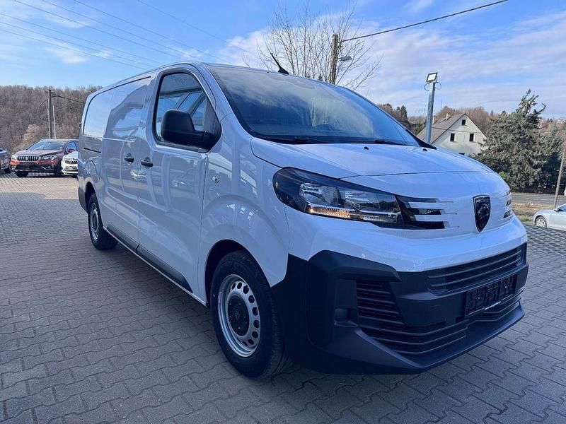 Neu Peugeot Expert 120 PS (88 kW) 2025 Grau Van