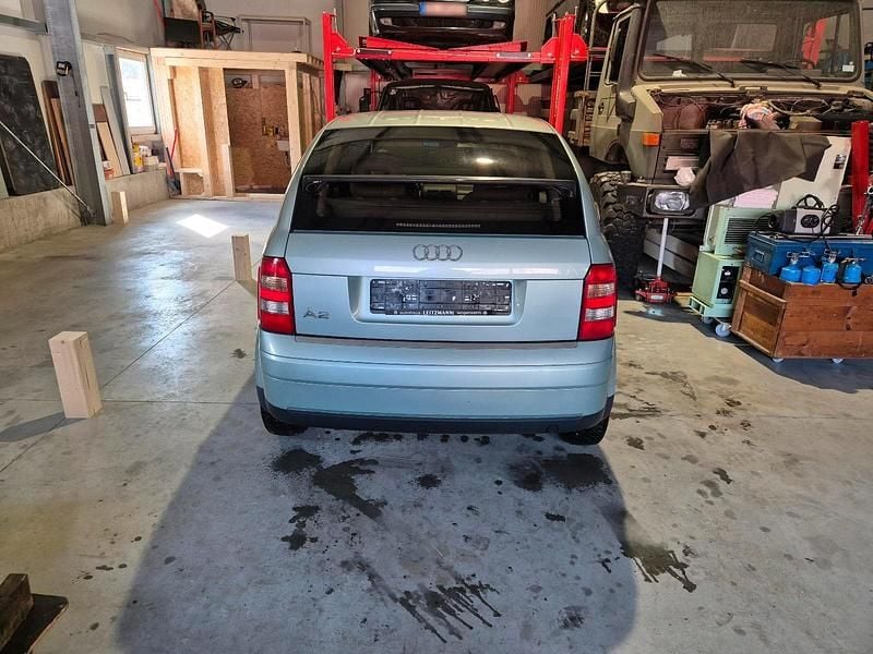 Gebraucht Audi A2 61 PS (44 kW) 2001 Grün Kleinwagen