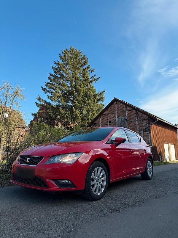 Gebraucht Seat Leon 105 PS (77 kW) 2013 Rot Limousine