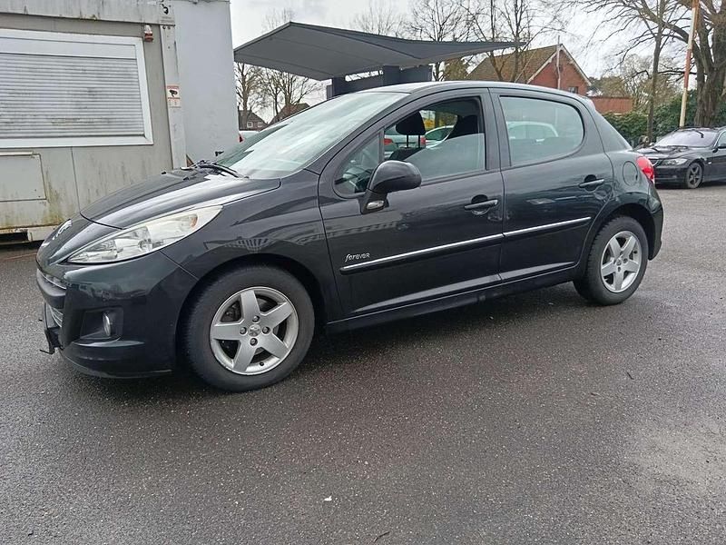 Gebraucht Peugeot 207 Forever 95 PS (69 kW) 2012 Farbe schwarz obsidien/metalli Kleinwagen