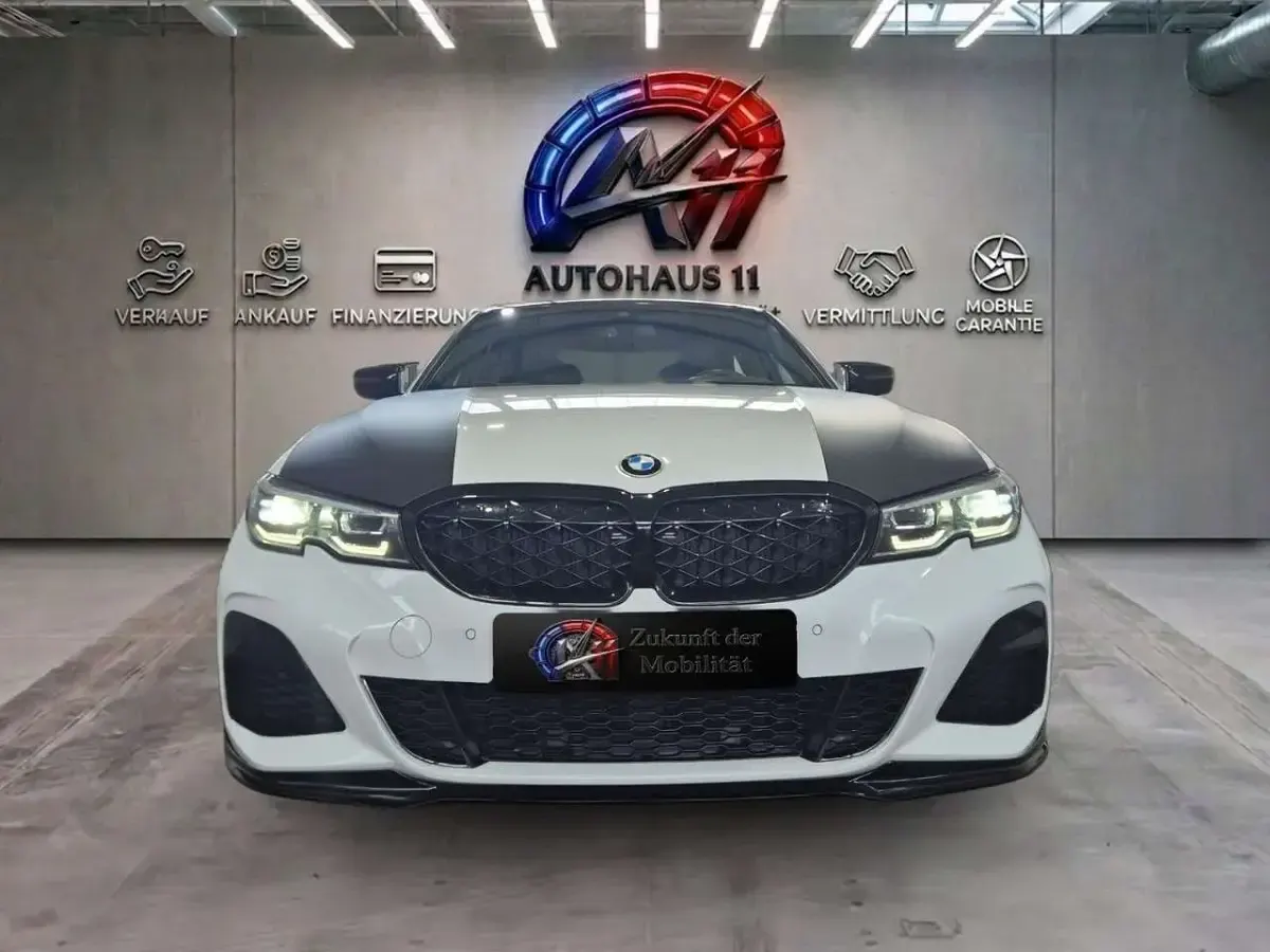 Gebraucht BMW 330 Performance 258 PS (189 kW) 2020 Weiß Limousine