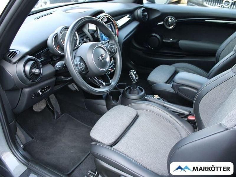 Gebraucht Mini Cooper 136 PS (100 kW) 2019 Metallic) (grau Kleinwagen