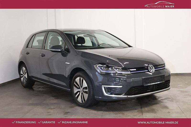 Gebraucht VW Golf 100 kW (136 PS) 2020 Grau Limousine