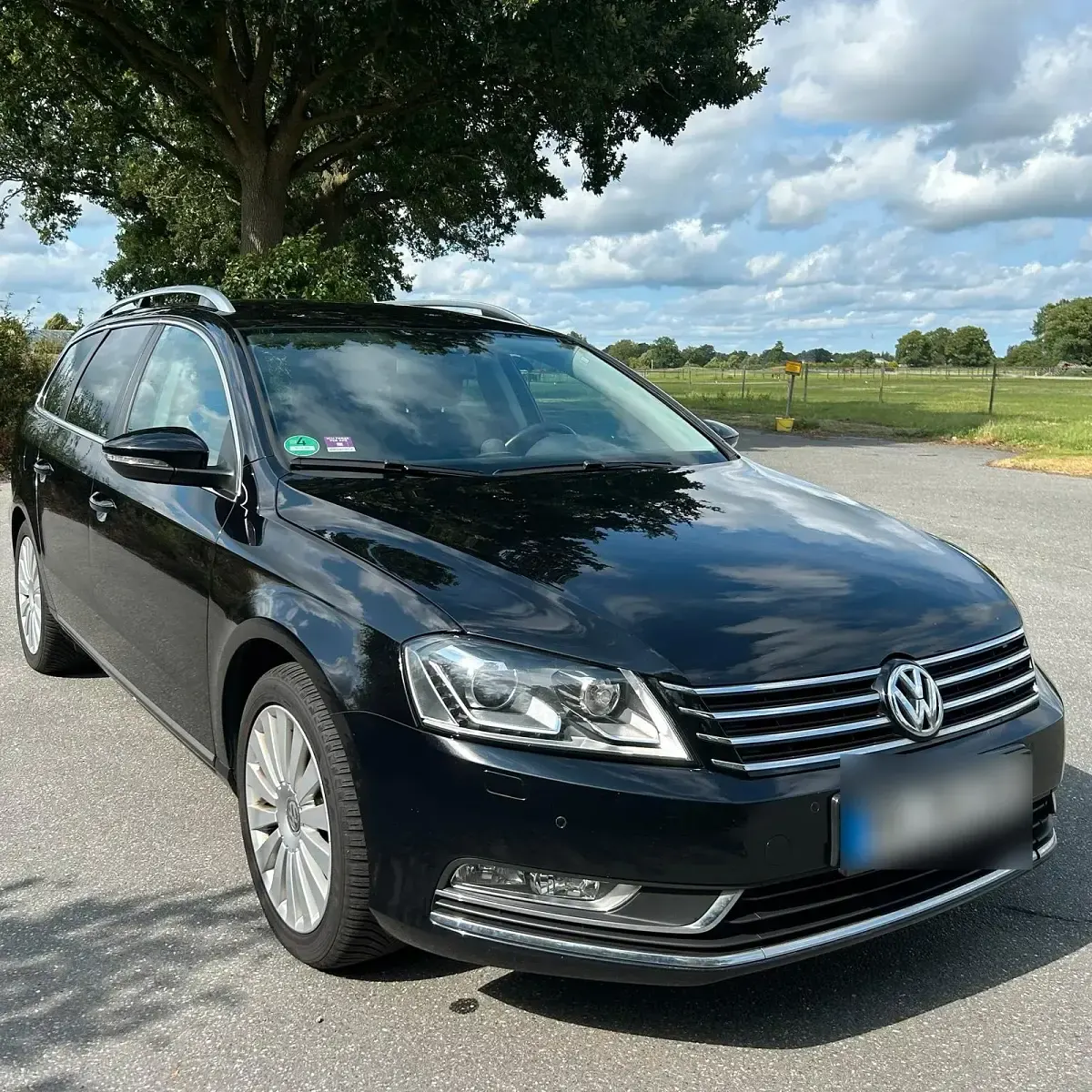 Gebraucht VW Passat 140 PS (102 kW) 2014 Schwarz Kombi
