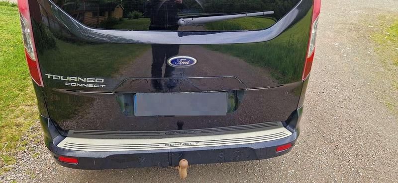 Gebraucht Ford Tourneo Titanium 116 PS (85 kW) 2014 Blau Kombi