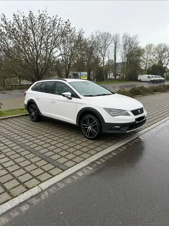 Gebraucht Seat Leon X-Perience 184 PS (135 kW) 2015 Weiß Kombi