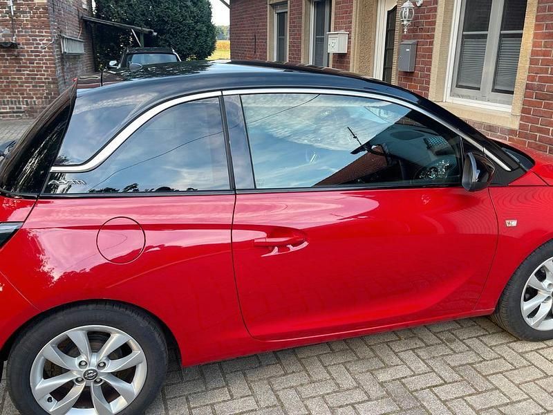 Gebraucht Opel Adam Glam 87 PS (63 kW) 2016 Rot Kleinwagen