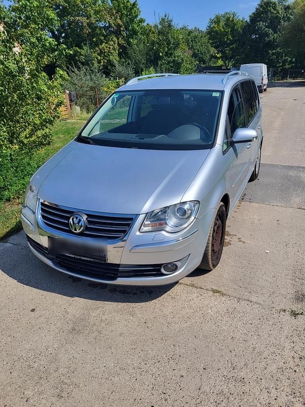 Silber Gebraucht 2008 VW Touran Van / Kleinbus | 2.000 € (Superpreis) - Bild 1/4