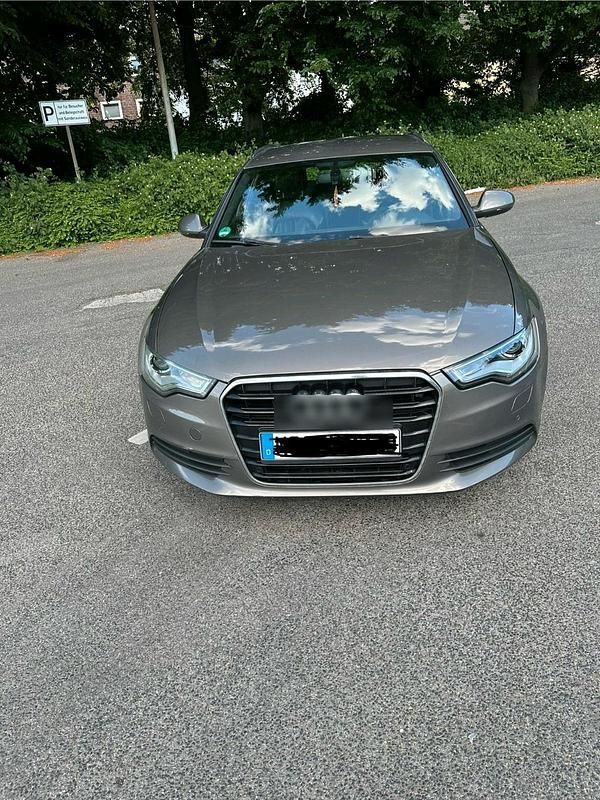 Braun Gebraucht 2011 Audi A6 Kombi | 9.500 € (Superpreis) - Bild 1/4