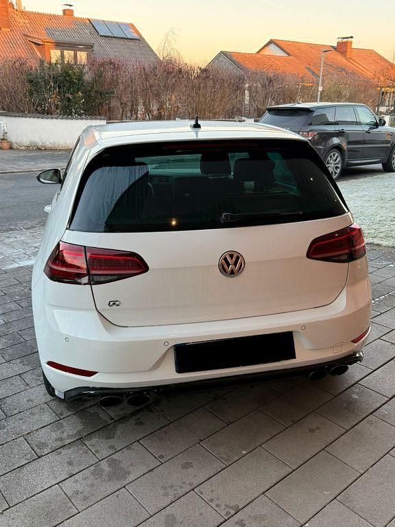 Gebraucht VW Golf VII R 310 PS (228 kW) 2017 Weiß Limousine