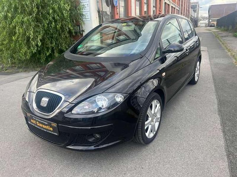 Black magic perleffekt Gebraucht 2008 Seat Altea Comfort Van / Kleinbus | 5.800 € (Teuer) - Bild 1/4