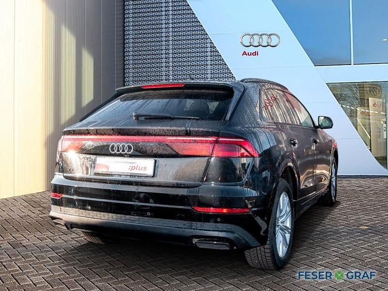 Gebraucht Audi Q8 231 PS (169 kW) 2025 Mythosschwarz metallic SUV
