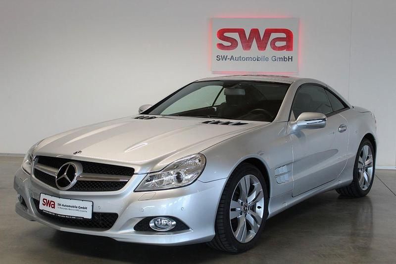 Silber metallic Gebraucht 2008 Mercedes SL500 Cabrio | 36.799 € (Fairer Preis) - Bild 1/3