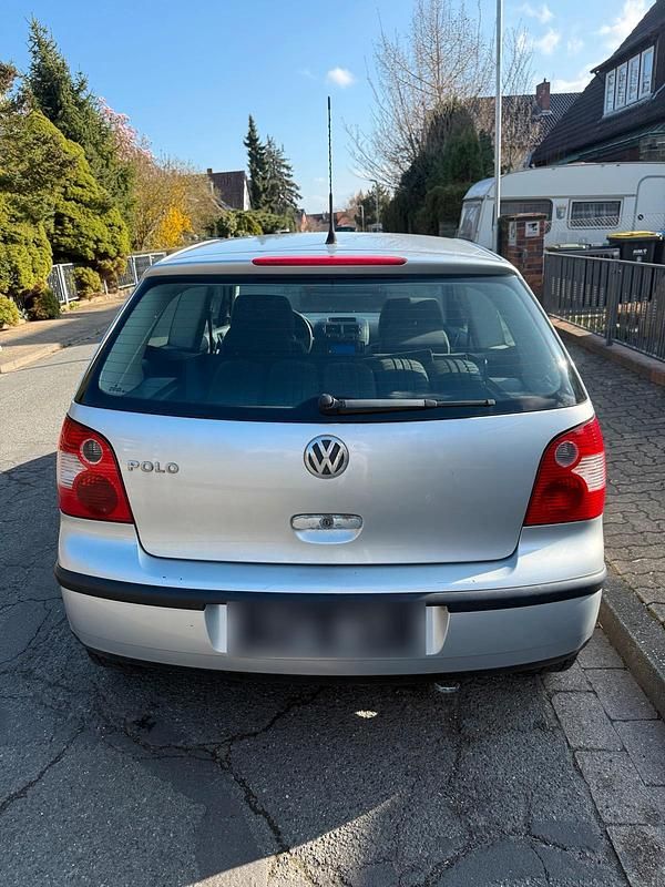 Gebraucht VW Polo 55 PS (40 kW) 2005 Grau Kleinwagen