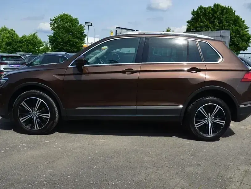 Gebraucht VW Tiguan Highline 150 PS (110 kW) 2016 Braun SUV