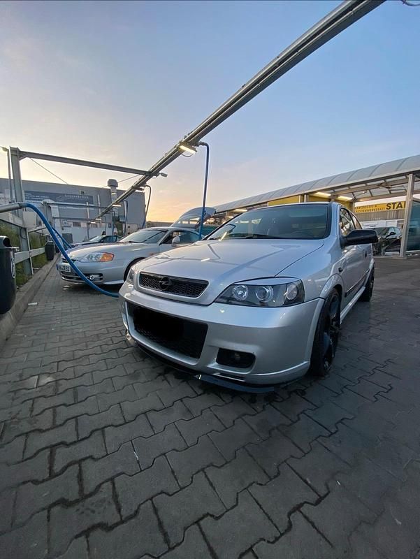 Gebraucht Opel Astra 116 PS (85 kW) 1999 Silber Kleinwagen