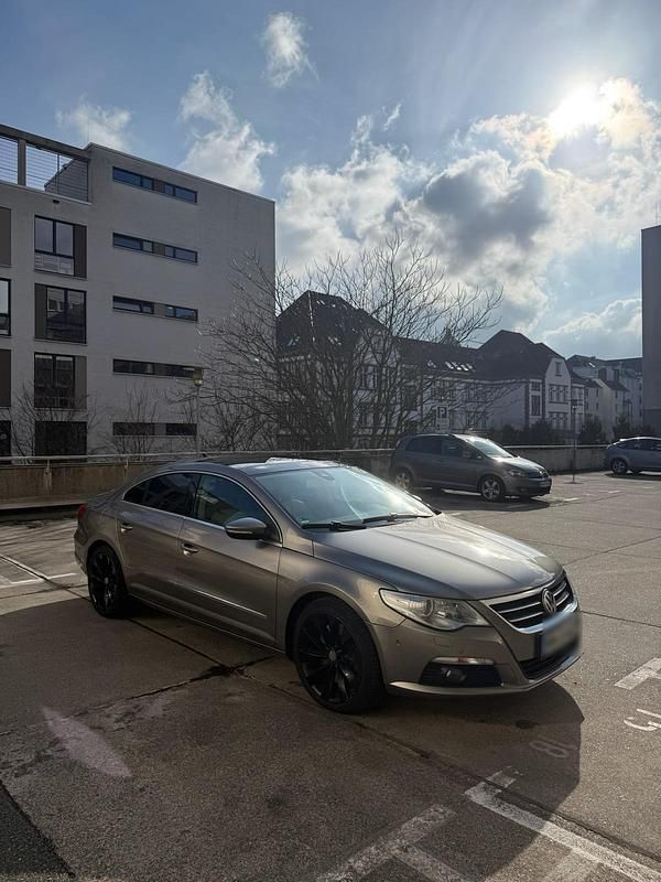 Gebraucht VW Passat R 300 PS (220 kW) 2009 Silber Coupé