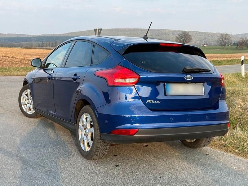 Gebraucht Ford Focus Business Edition 120 PS (88 kW) 2018 Blau Limousine