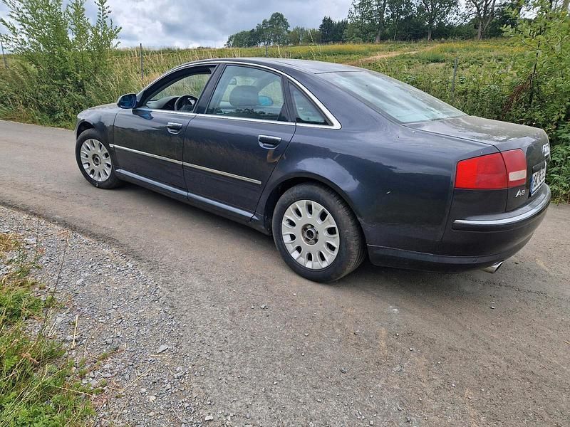 Gebraucht 2002 Audi A8 Limousine | 2.399 € (Fairer Preis) - Bild 1/4