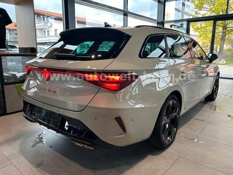 Ny Cupra Leon 204 HK (150 kW) 2026 Grå Sedan