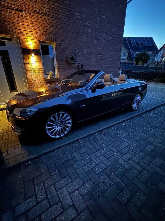 Gebraucht BMW 320 Cabriolet Performance 170 PS (125 kW) 2010 Braun Cabrio