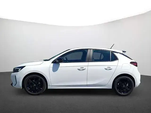 Gebraucht Opel Corsa Basis 101 PS (74 kW) 2024 Weiß Kleinwagen