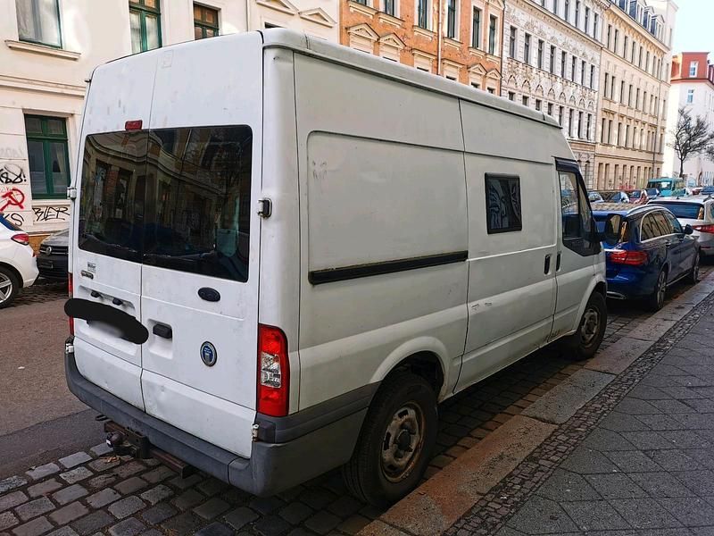 Second-hand Ford Transit 101 CP (74 kW) 2008 Alb Monovolum