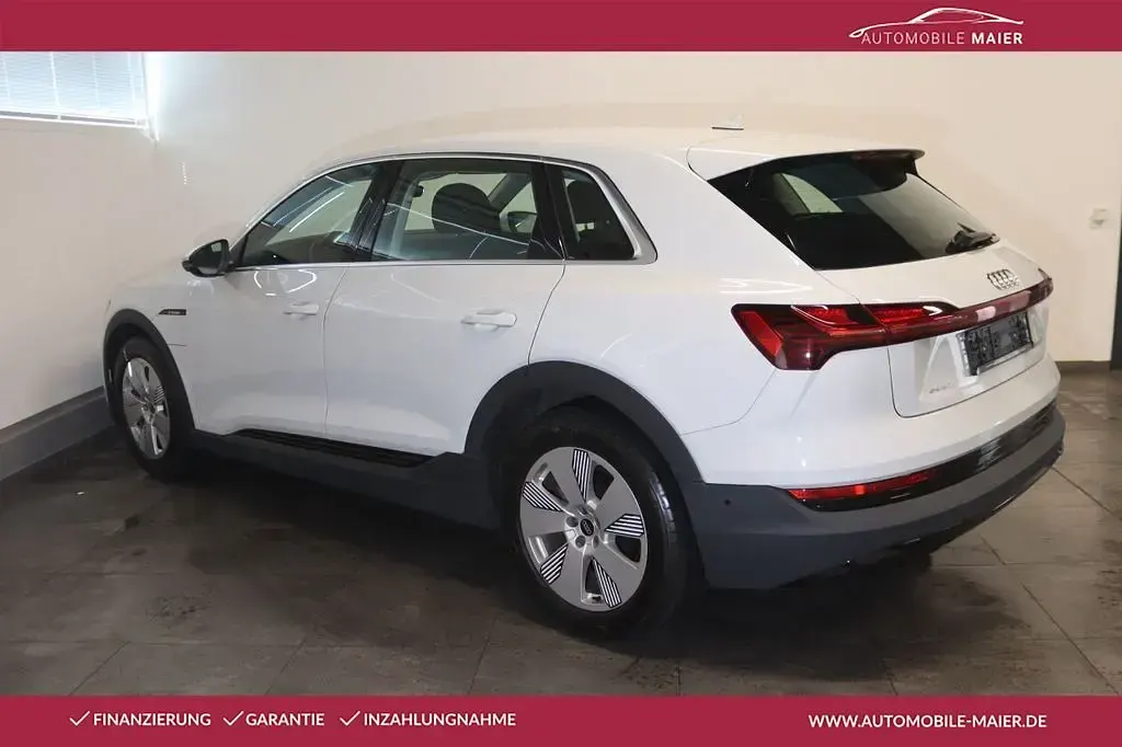 Gebraucht Audi e-tron Sport 300 kW (408 PS) 2023 Weiß SUV