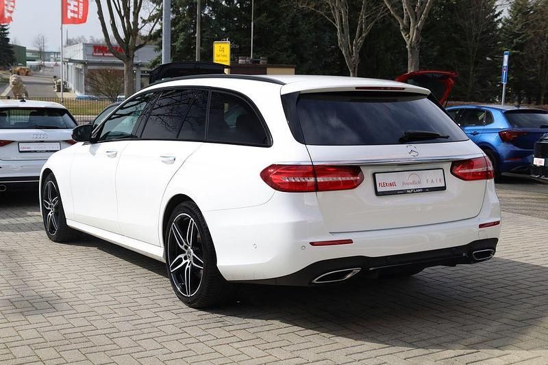 Gebraucht Mercedes E400 AMG line 340 PS (250 kW) 2019 Polarweiss Kombi
